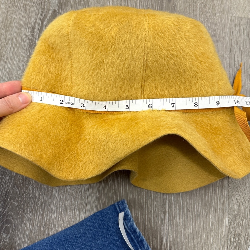 Vintage Golden Yellow Betmar Hat - Picture 11 of 17